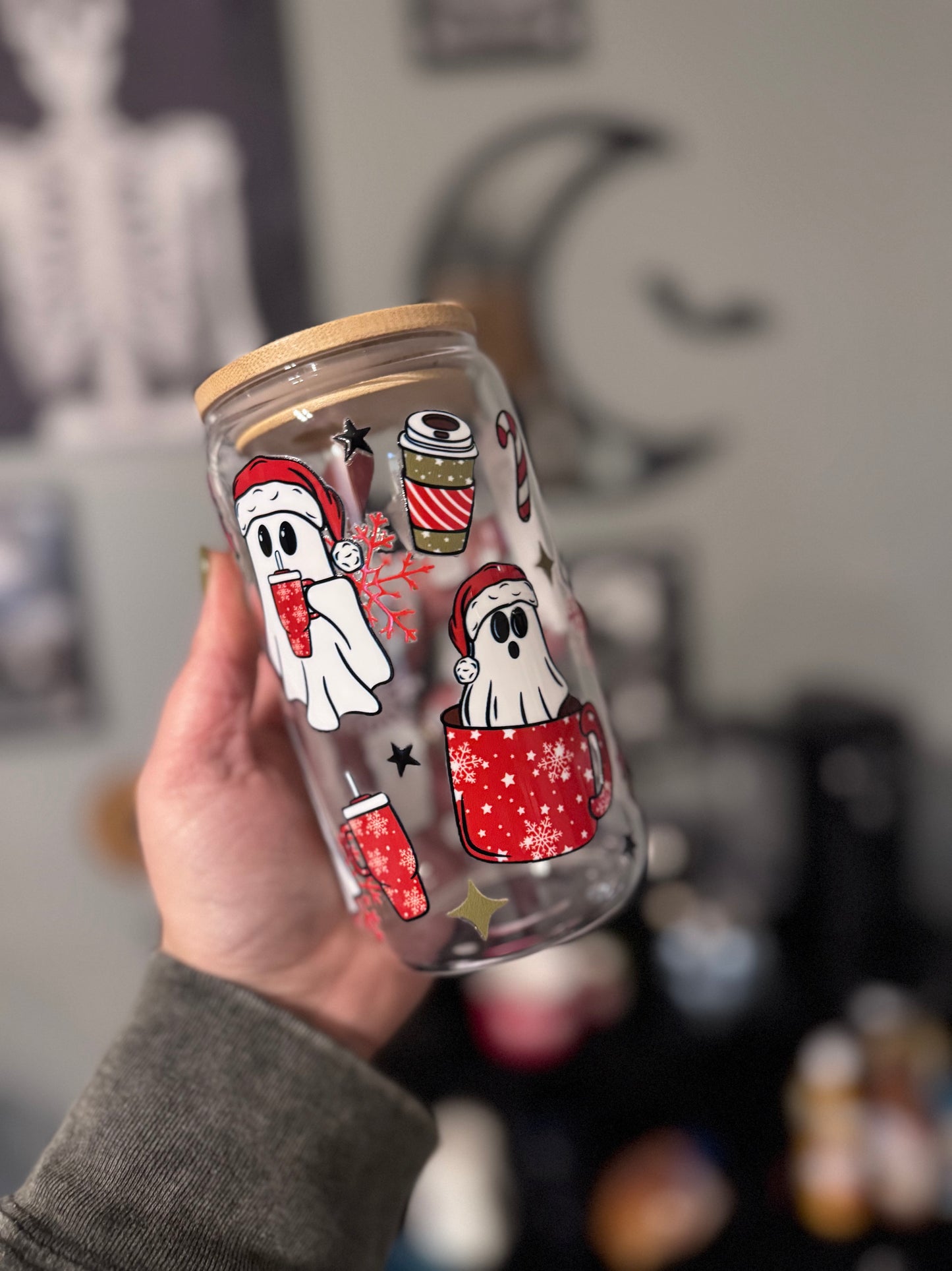Christmas Ghosties Can Glass