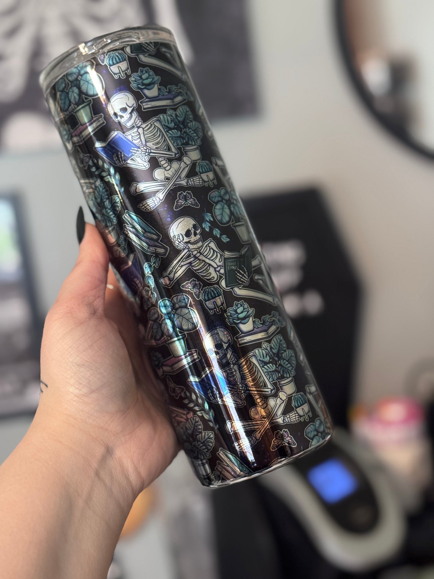 Spooky Reader 20oz