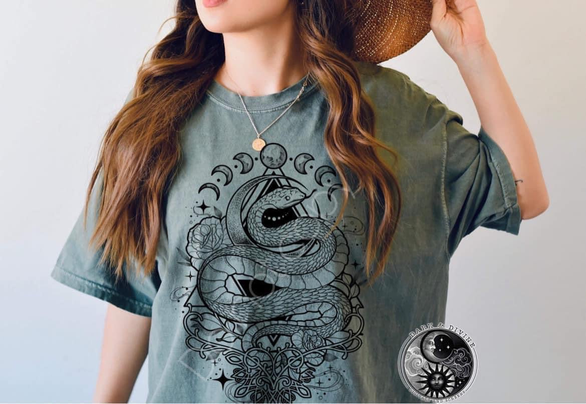 Snake Tee