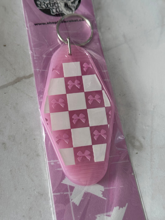 Bows and Checkers Motel Keychain
